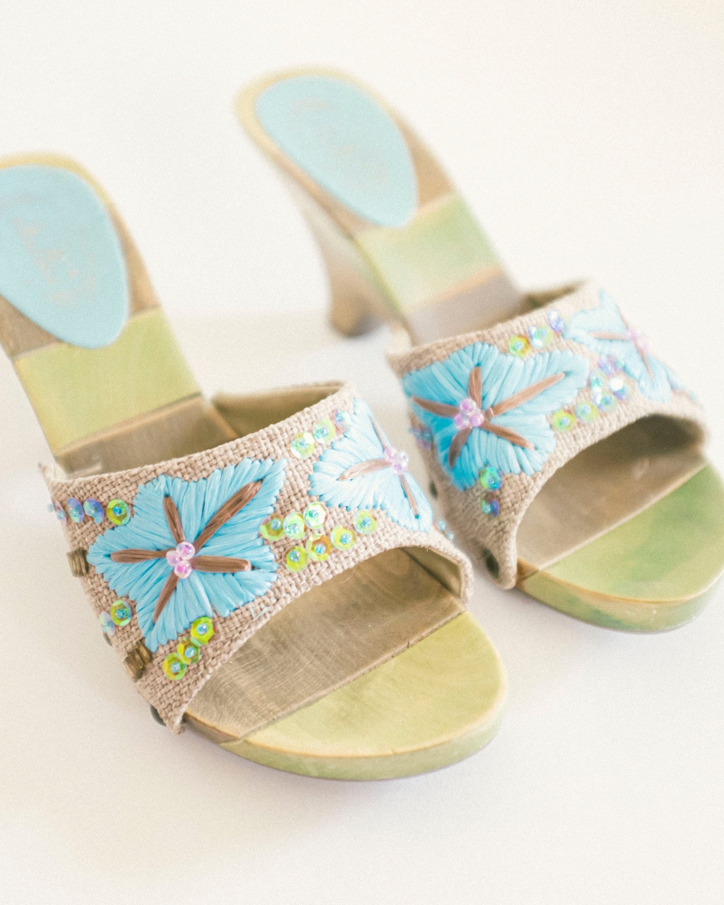 Seashell Wedge Heels 7