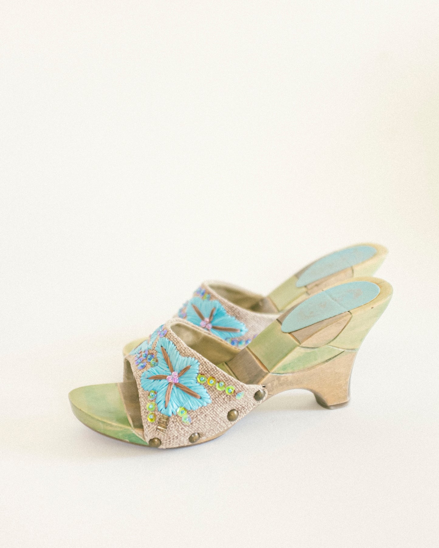 Seashell Wedge Heels 7