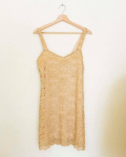 Caramel Lace Mini