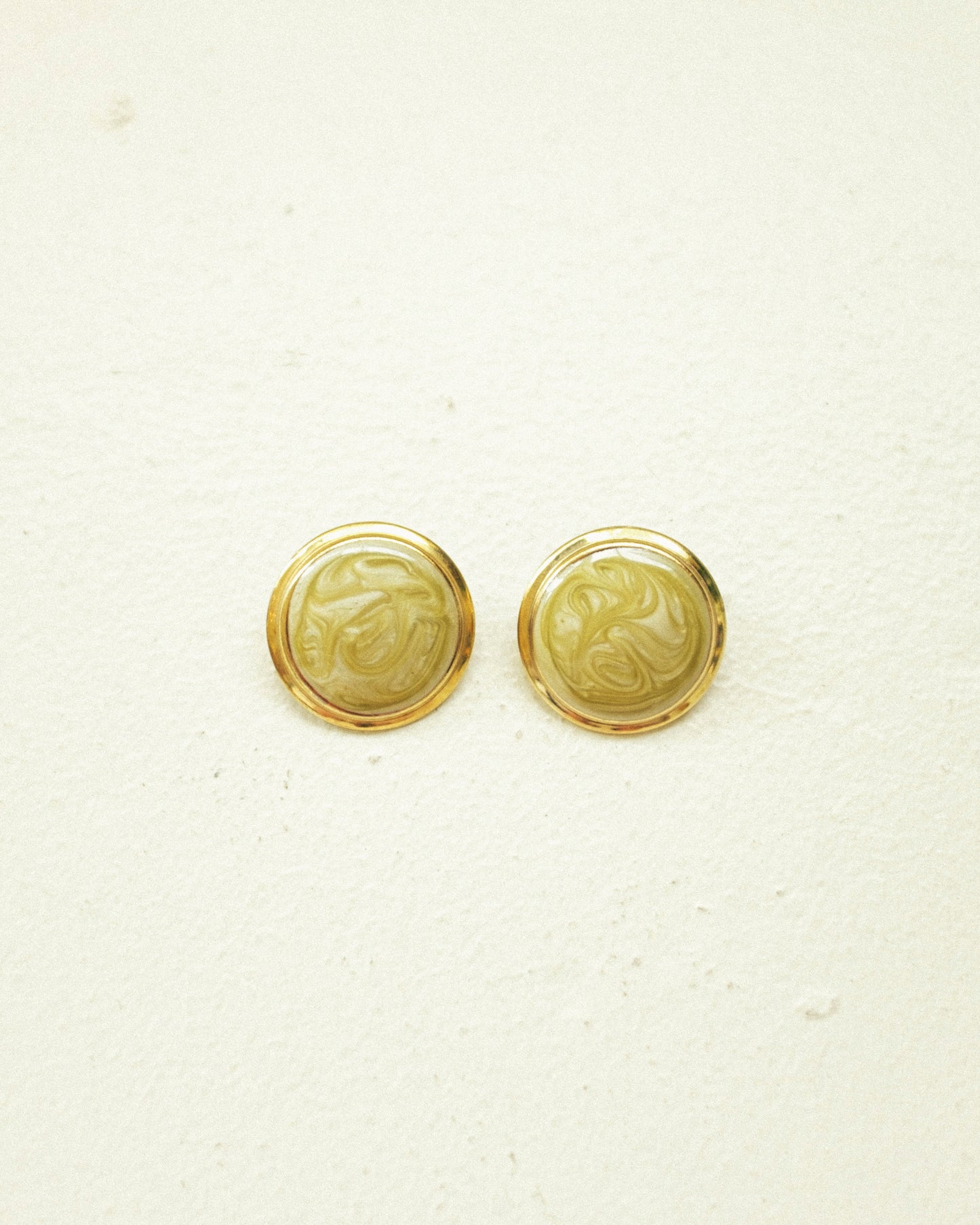 Mod Olive Swirl Earrings