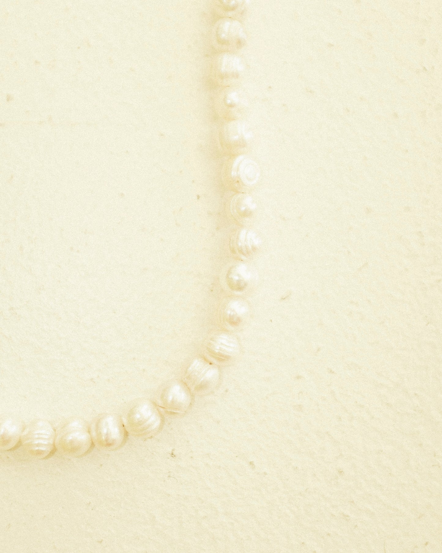 Mod Pearl Necklace