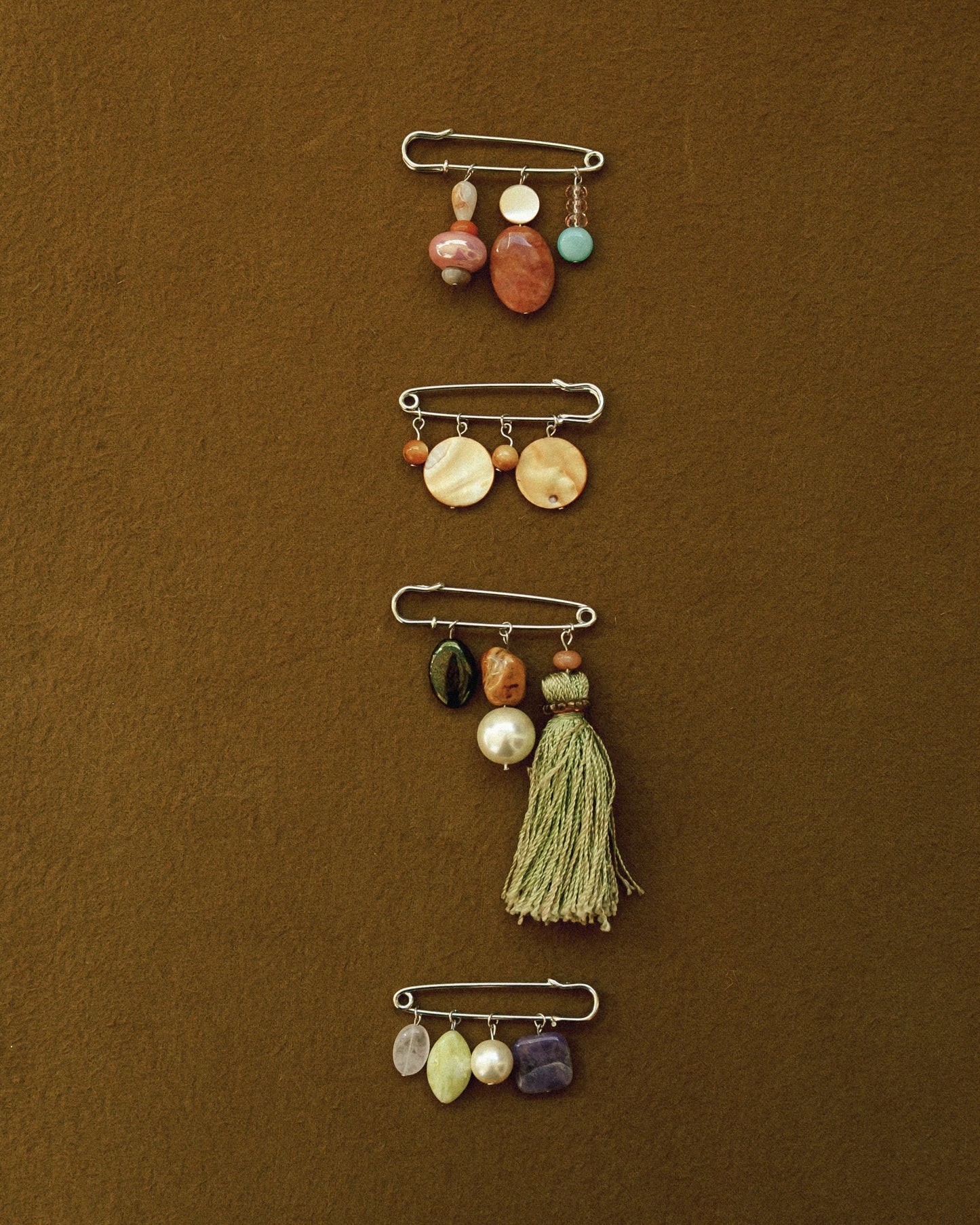 Mono Brooch 003