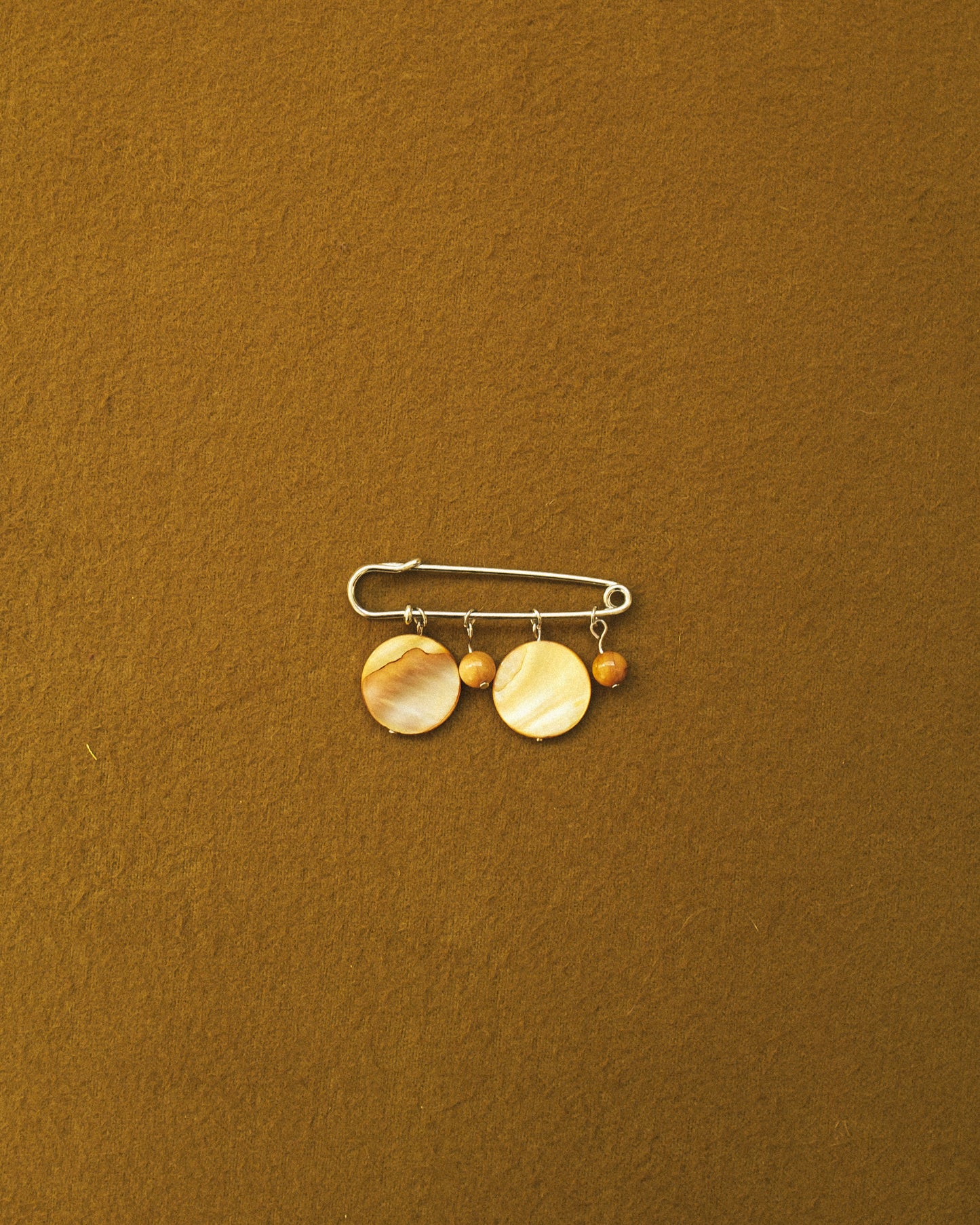 Mono Brooch 004