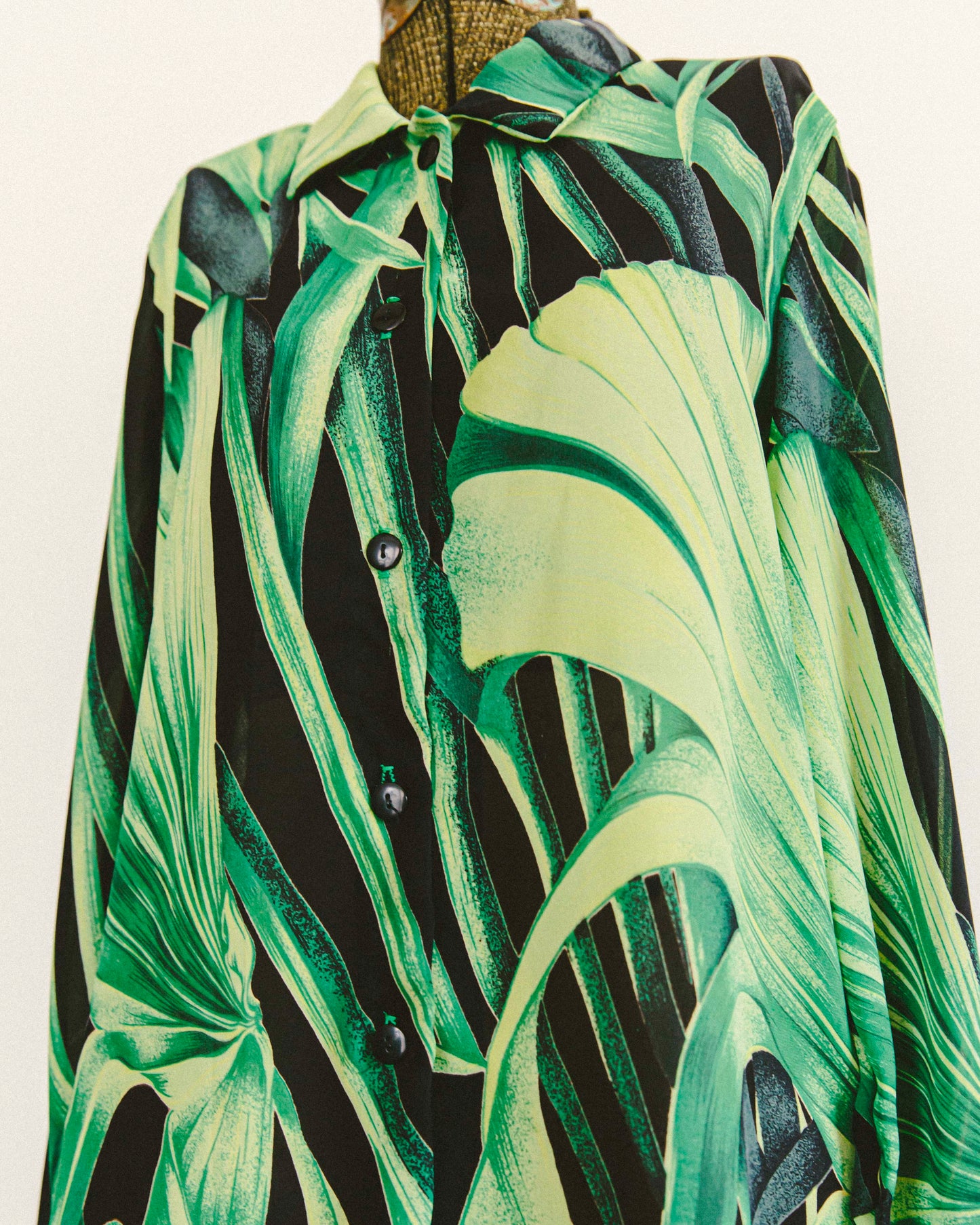 Blouse de nuit tropicale