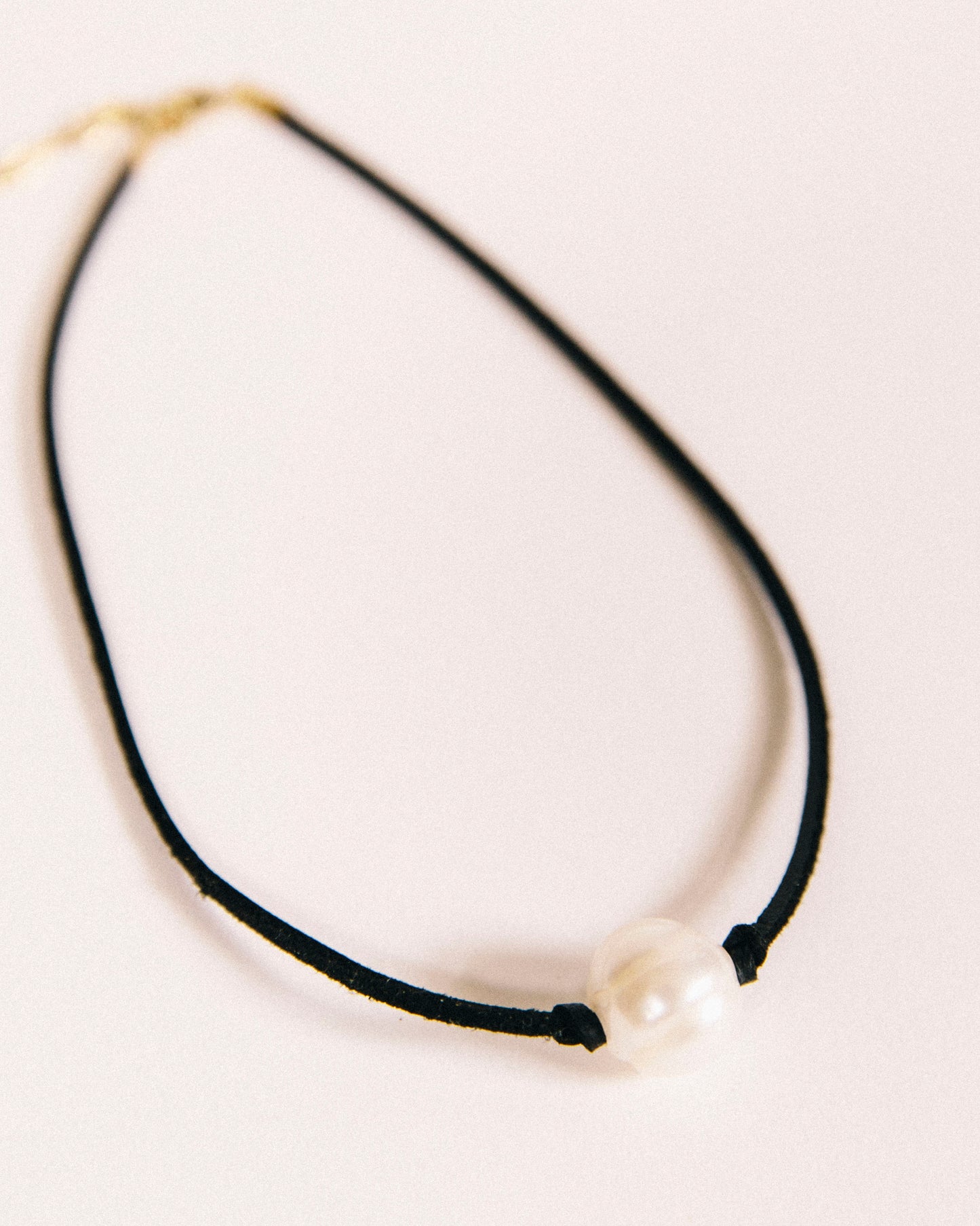 Ivy Pearl Choker