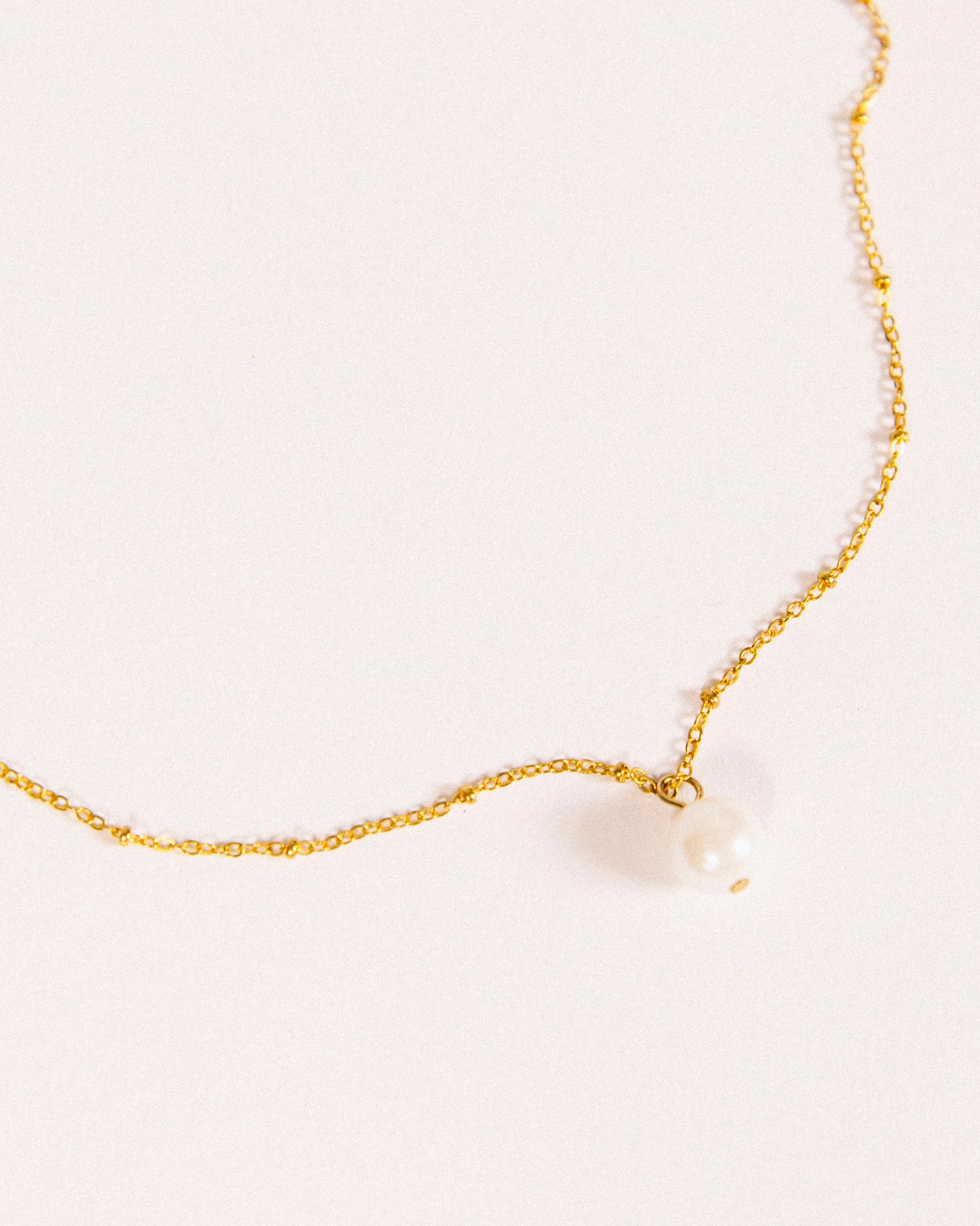 Zoe Pearl Necklace
