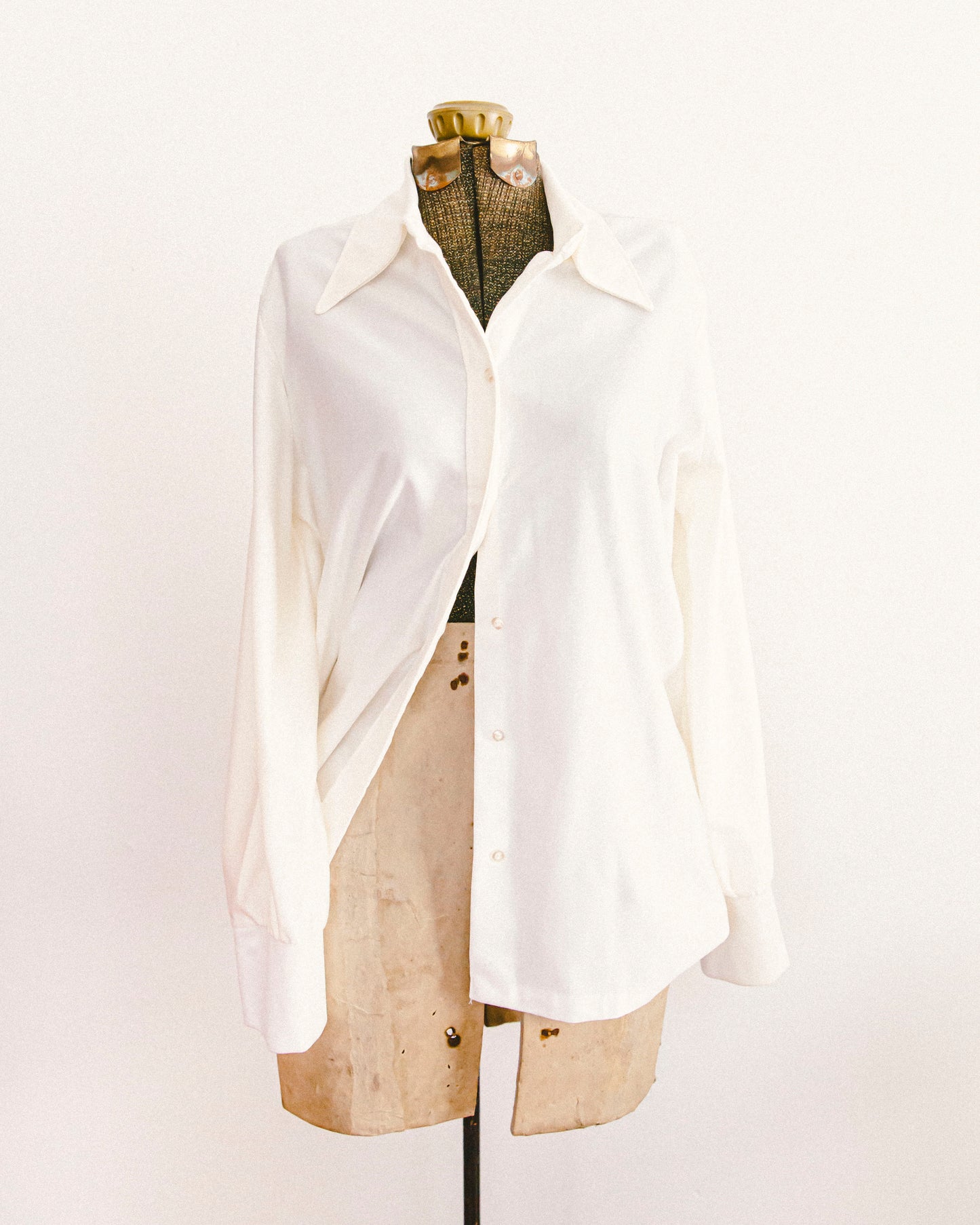 Point Collar Blouse