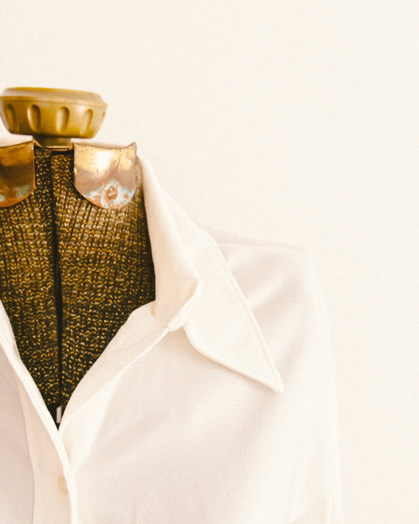 Point Collar Blouse