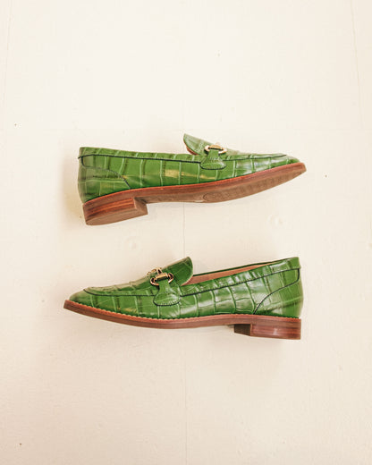 Apple Croc Loafers 6.5