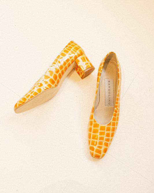 Gold Croc Pumps 7.5N