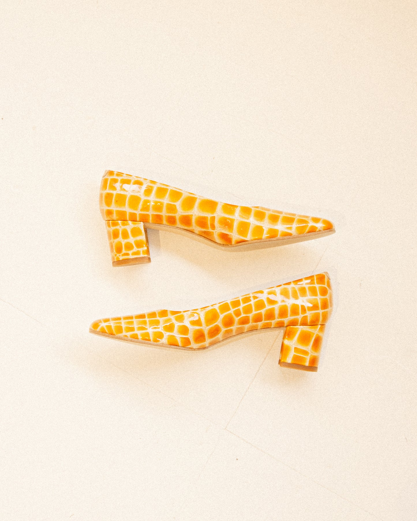 Gold Croc Pumps 7.5N