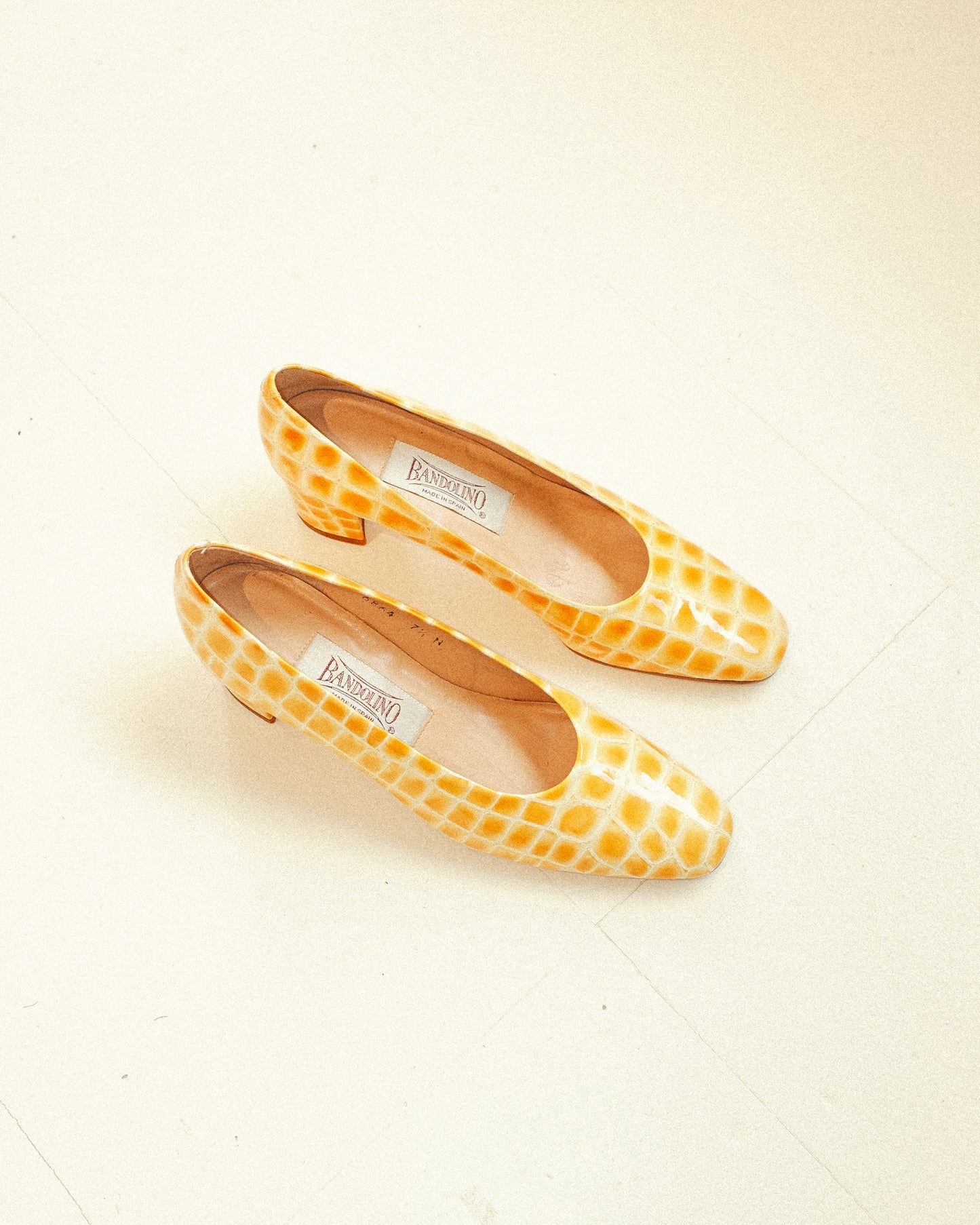Yellow Croc Pumps 7.5N