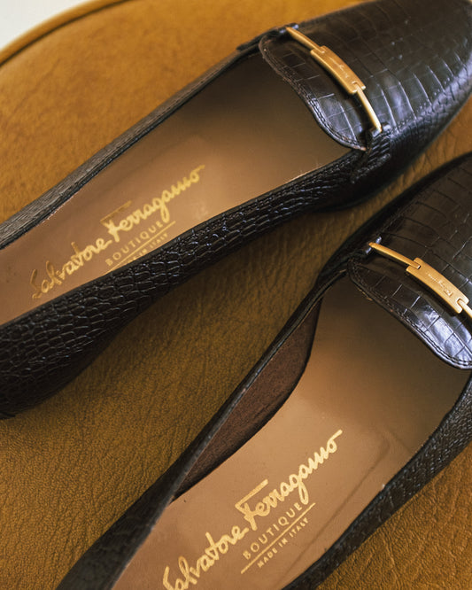 Ferragamo Buckle Loafers 8N
