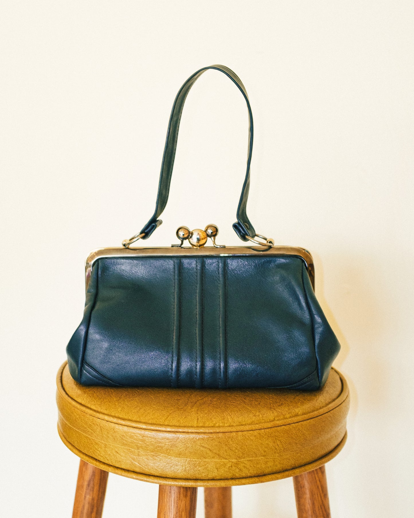 Navy Kiss-lock Handbag