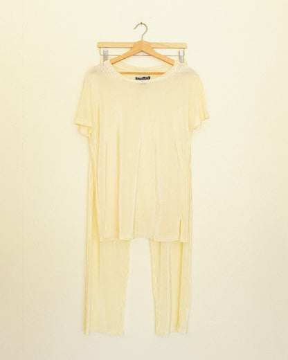 Butter Micro Pleat Set