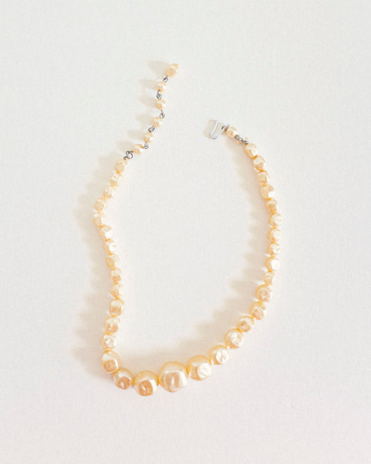 60's Peachy Pearl Necklace