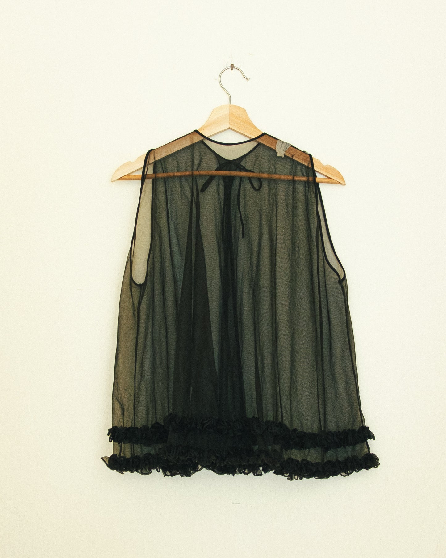 Sheer Ruffle Top - Noir
