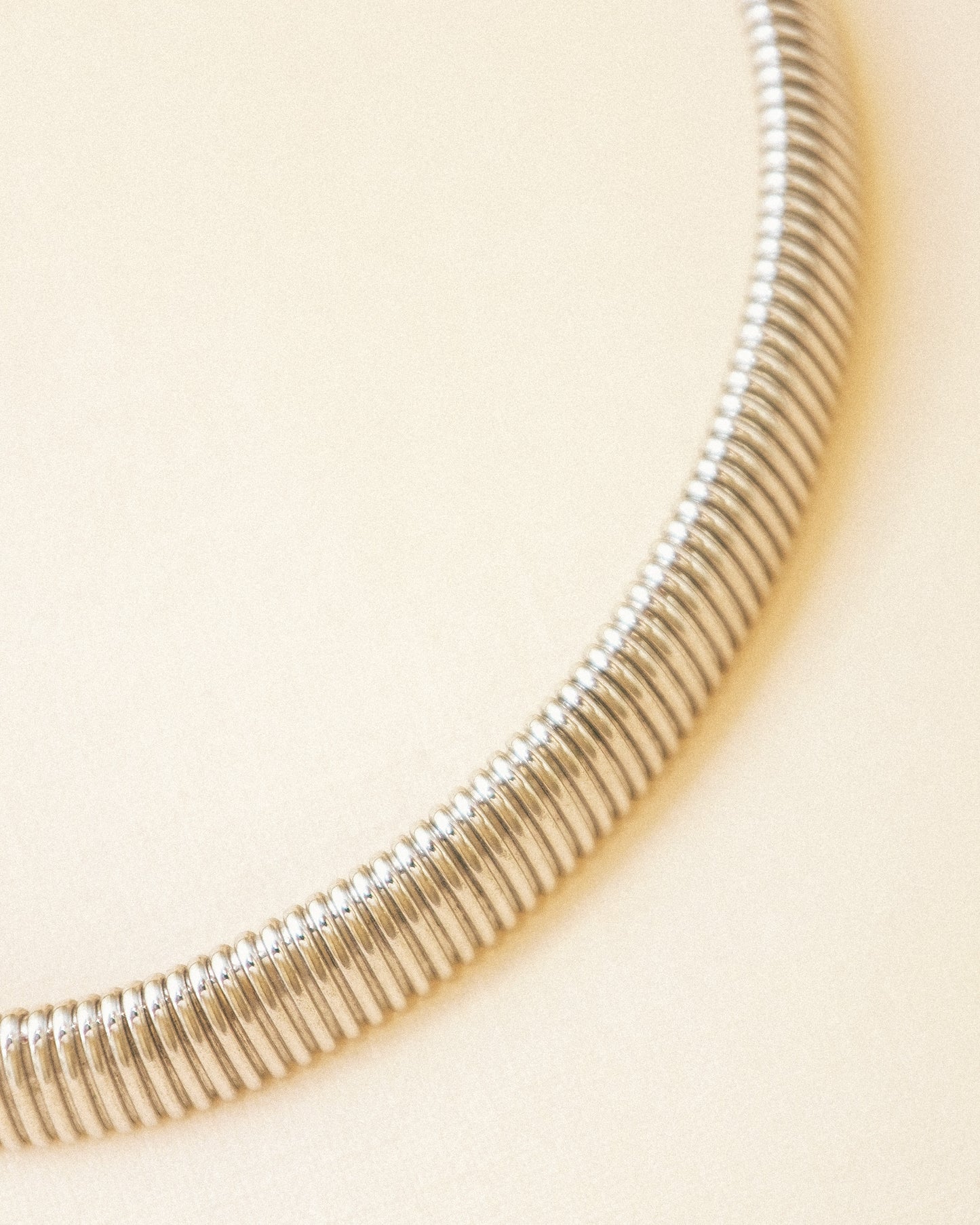 Ribbed Silver Collar Necklace