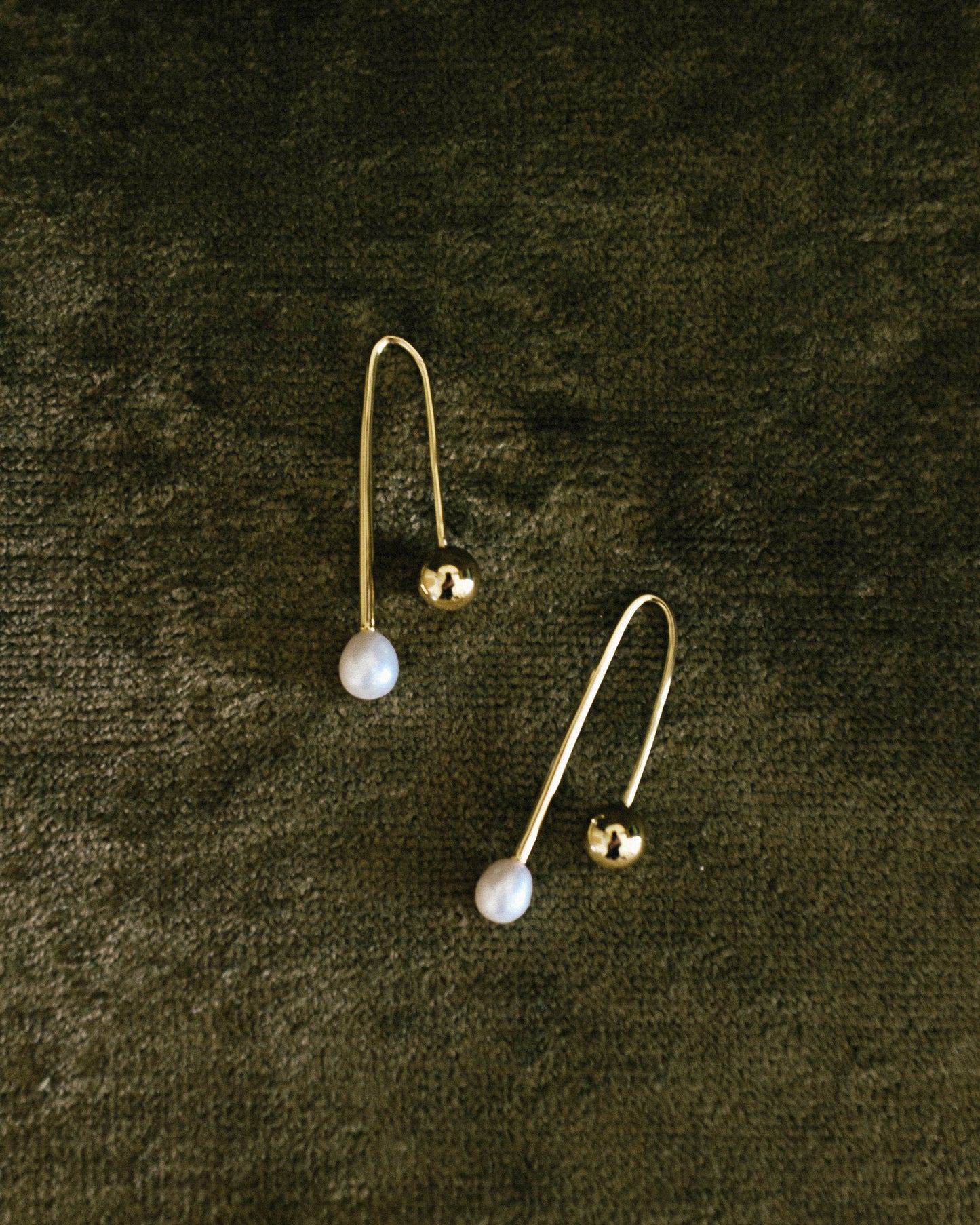 Titan Earrings - 14k Gold