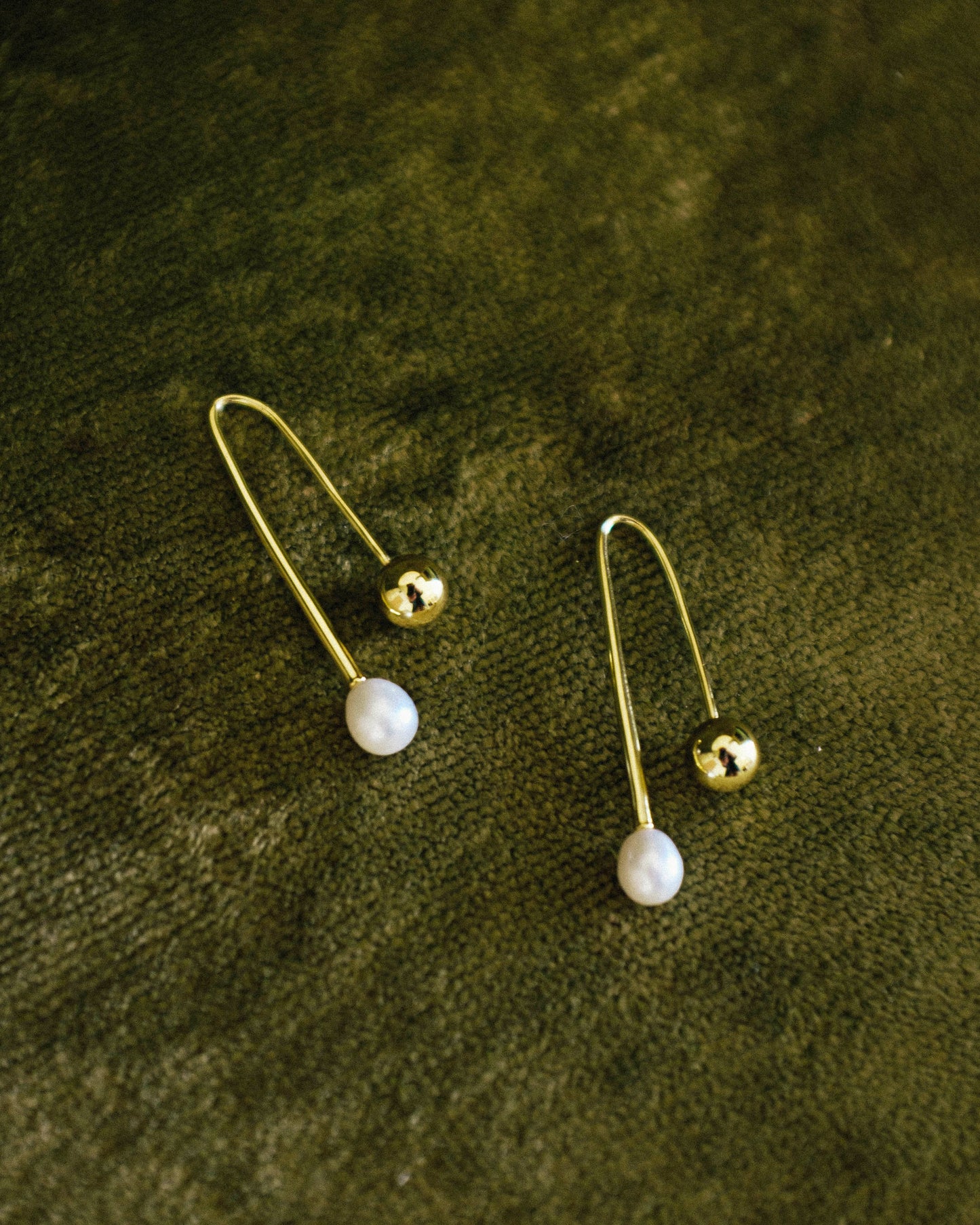 Titan Earrings - 14k Gold