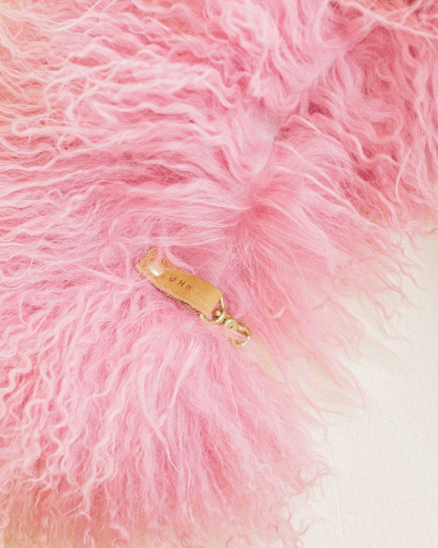 Dyed Sheepskin Collar - Bubblegum