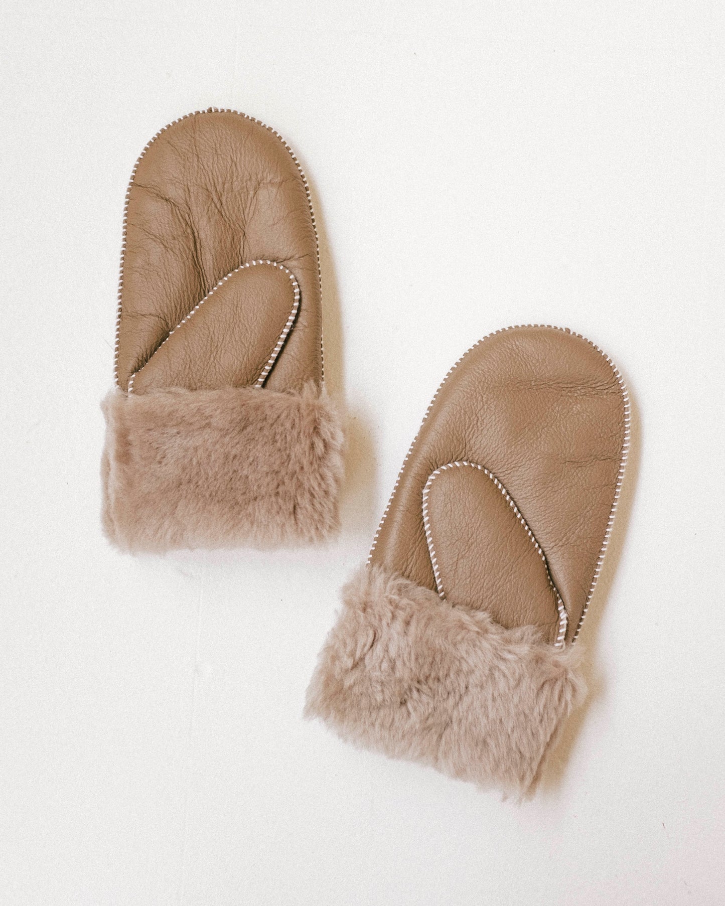 Stitched Shearling Mittens - Cookie