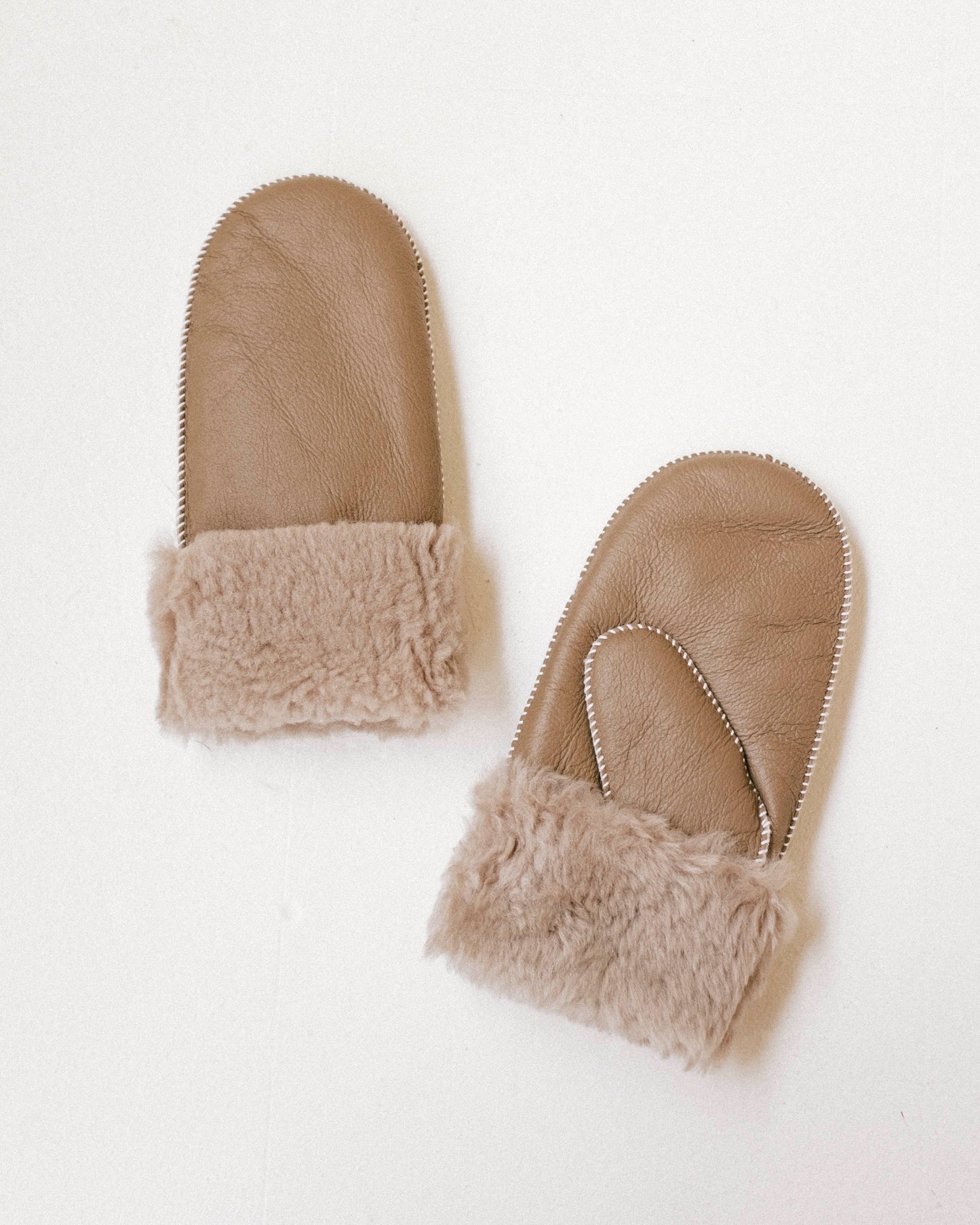 Stitched Shearling Mittens - Cookie