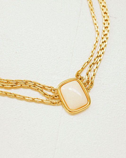 Vanilla Pendant Necklace