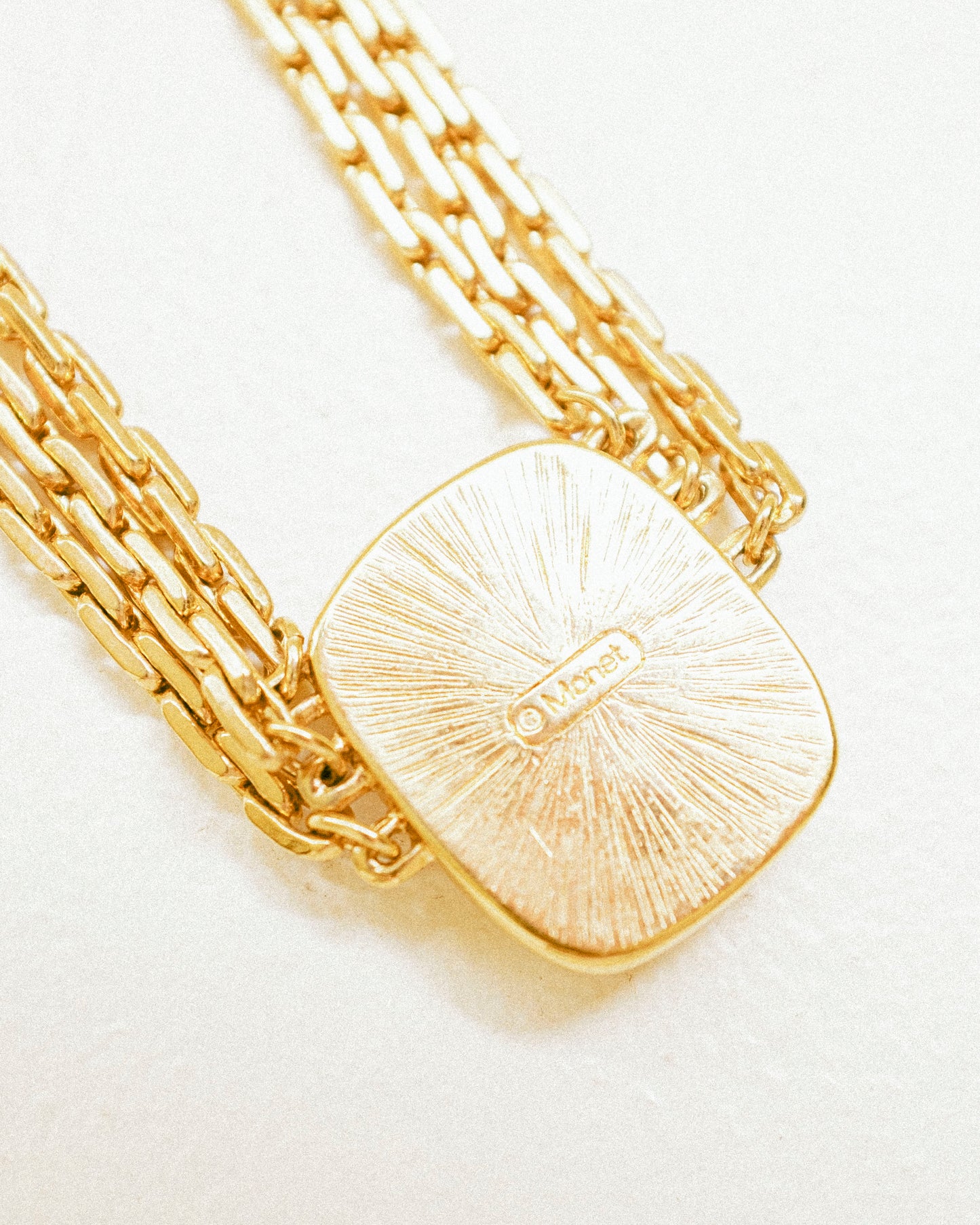 Vanilla Pendant Necklace