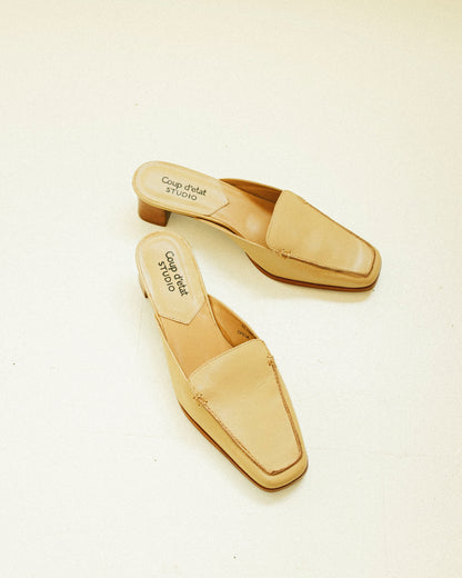 Almond Leather Slides 8