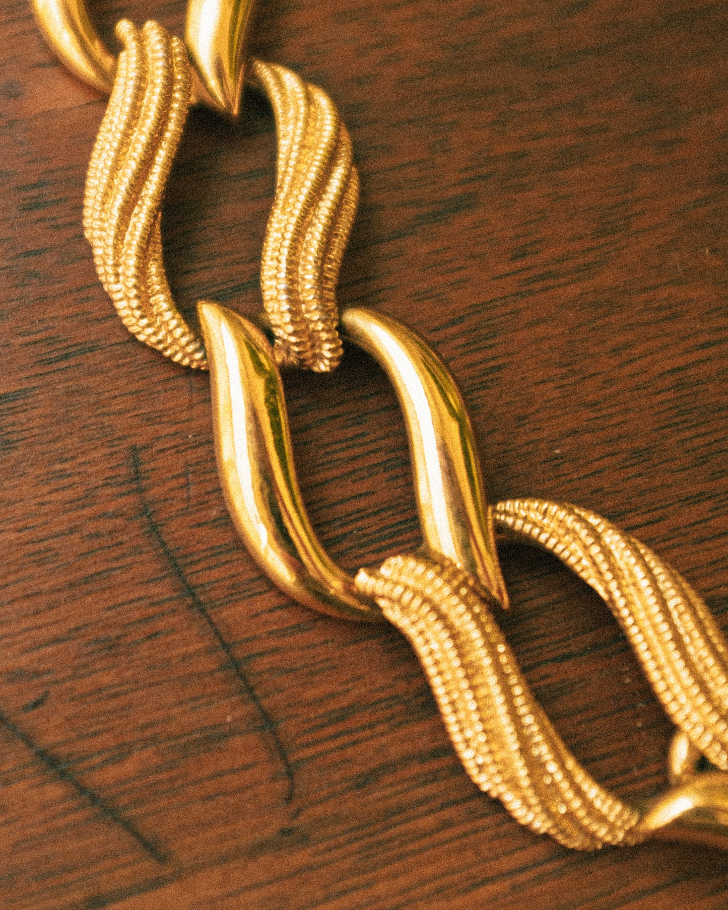Textured Link Necklace