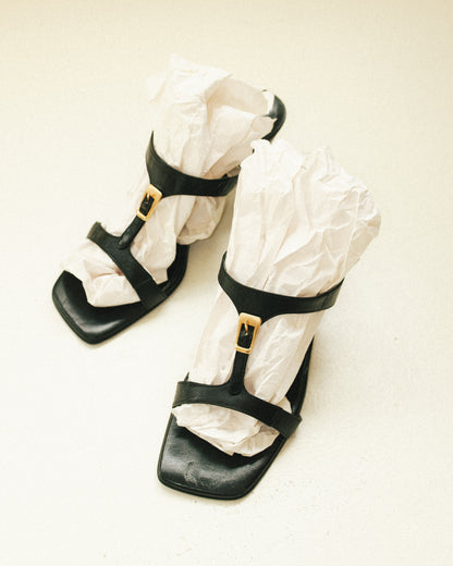 T-Time Buckle Heels 7