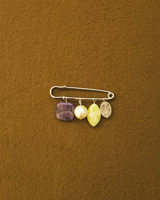 Mono Brooch 001