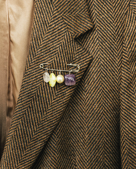 Mono Brooch 001