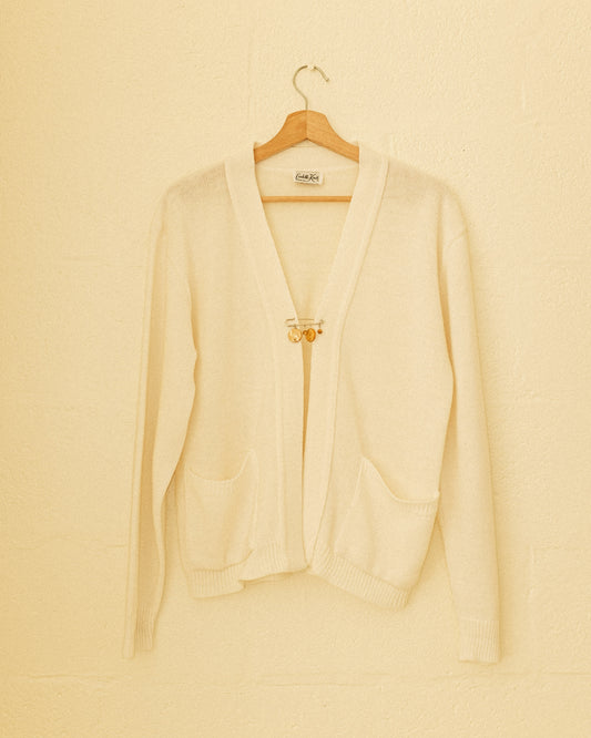 Mono Brooch 004