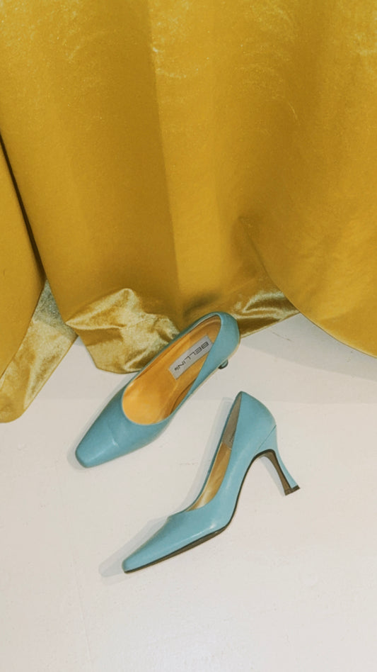 Aqua Blue Pumps 7.5