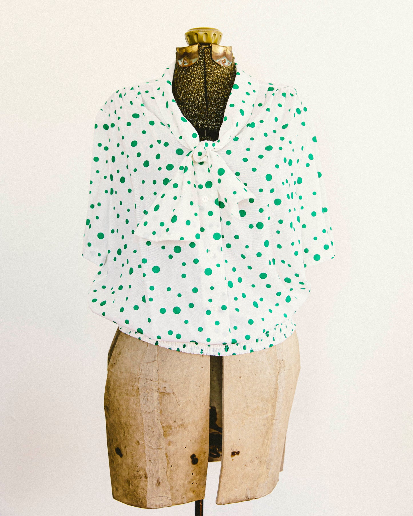 Blouse bulle à pois