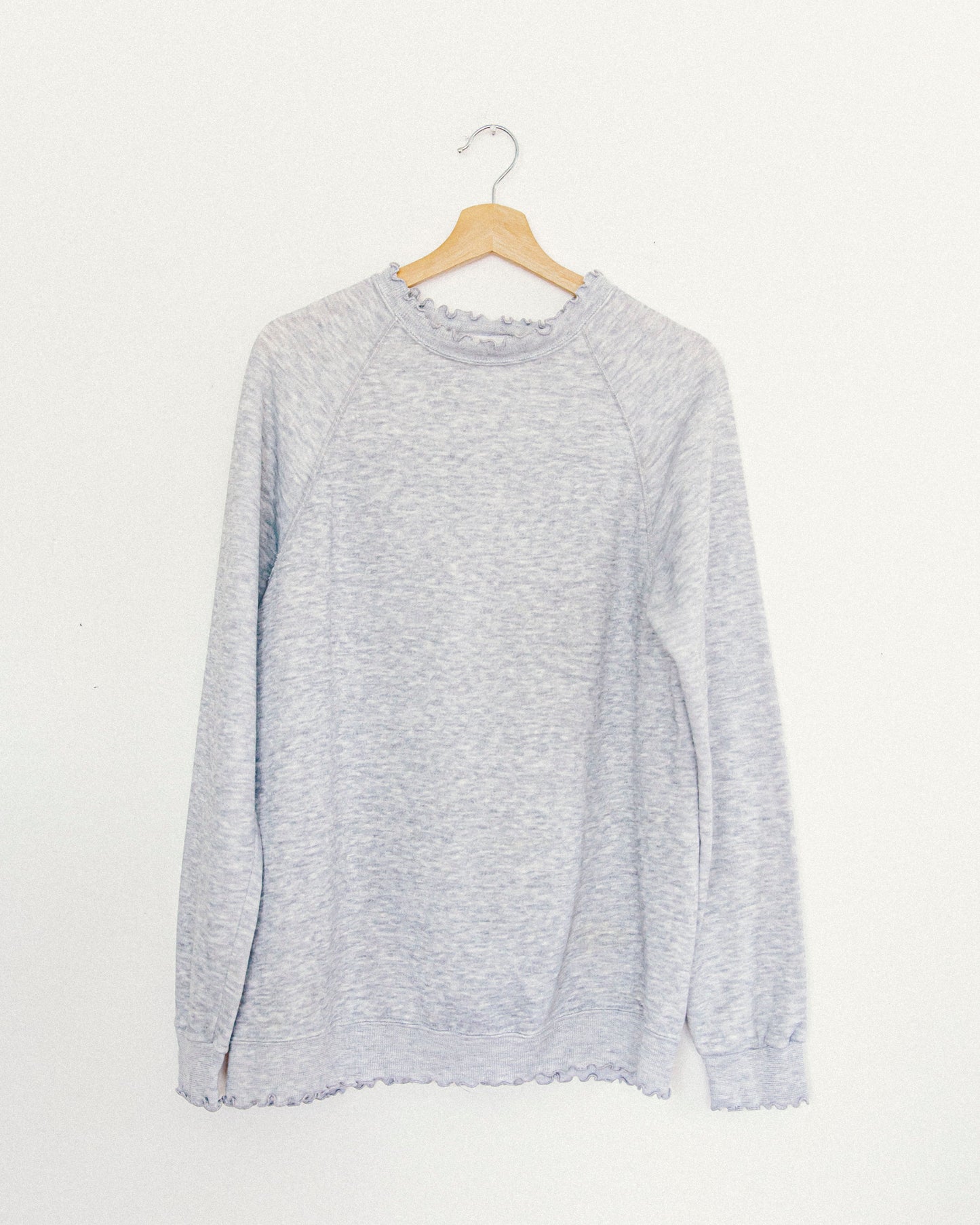 Frilly Pullover