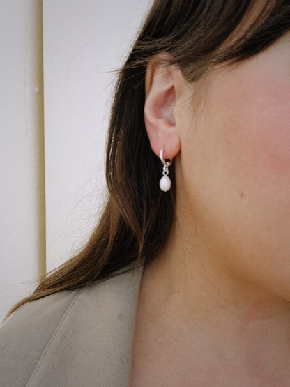 Silver Pearl Huggies