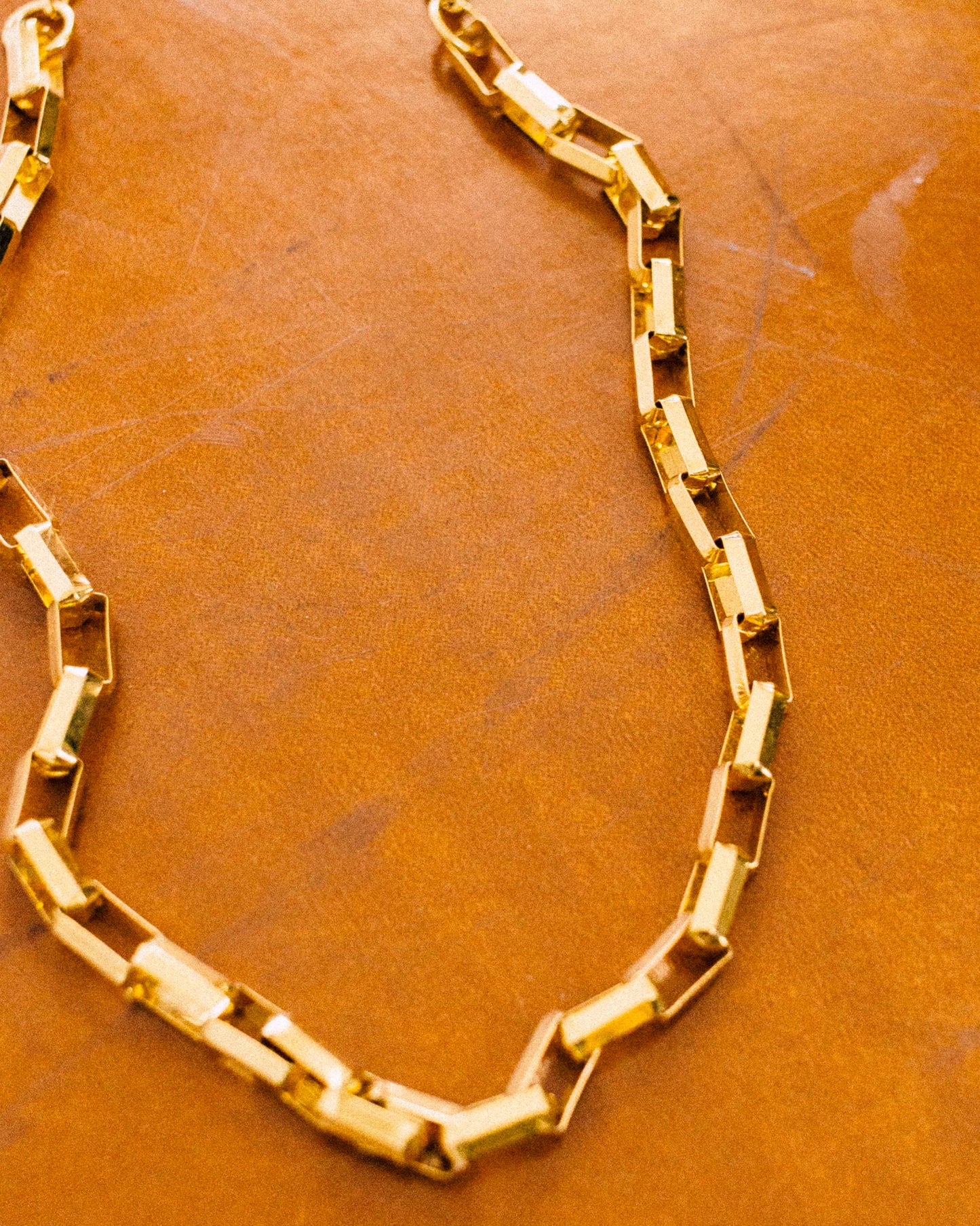 Paper Chain Gold Necklace
